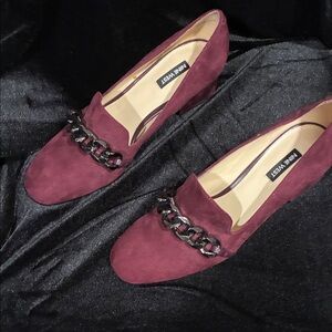 Nine West Women's Dark Red Chain Loafers